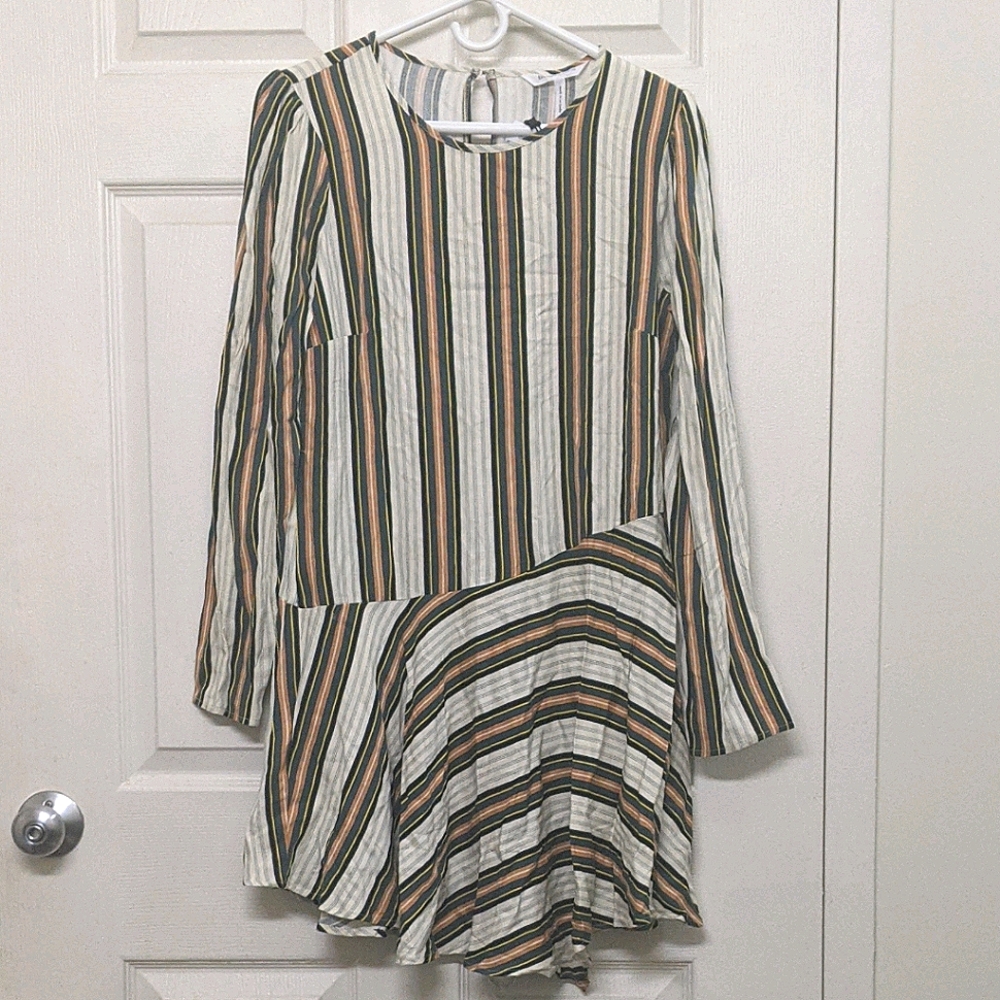 Striped BCBG generation long sleeve dress. NWT M